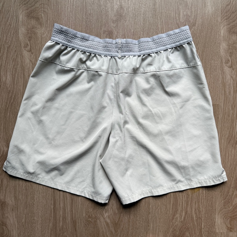 Fabletics Light Gray Active Shorts Fundamental Sh… - image 7